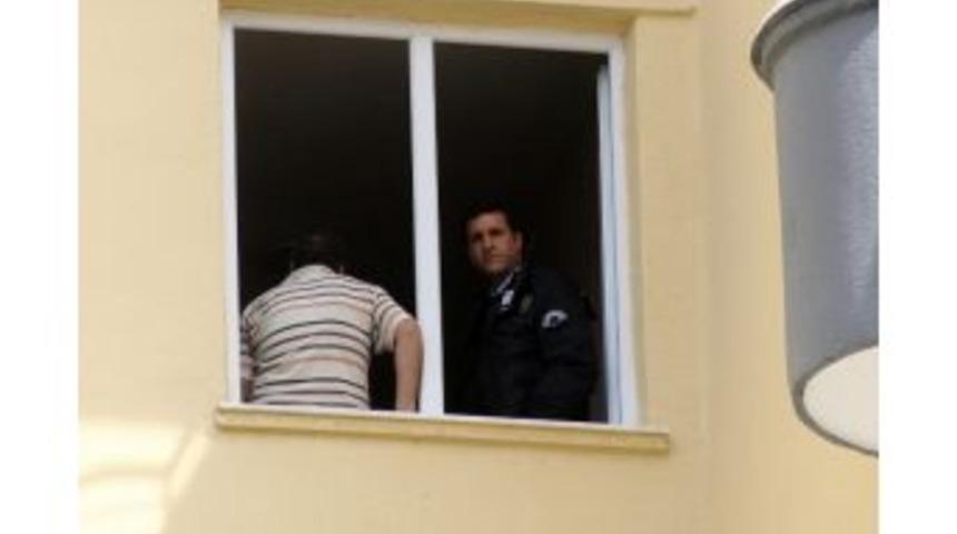 Adana&rsquo;da Polis Memuru İntihar Etti