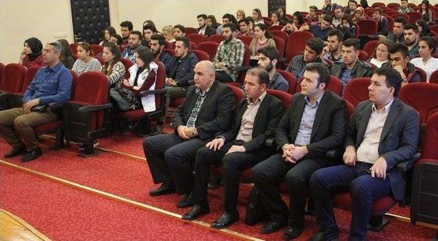 Ak&ccedil;akoca&rsquo;da Değişim Programları Bilgilendirme Toplantısı D&uuml;zenledi 1