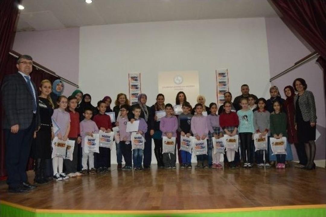 &Ccedil;alışkan &Ccedil;ocuklar Okudu, &Ouml;d&uuml;llerini Aldı