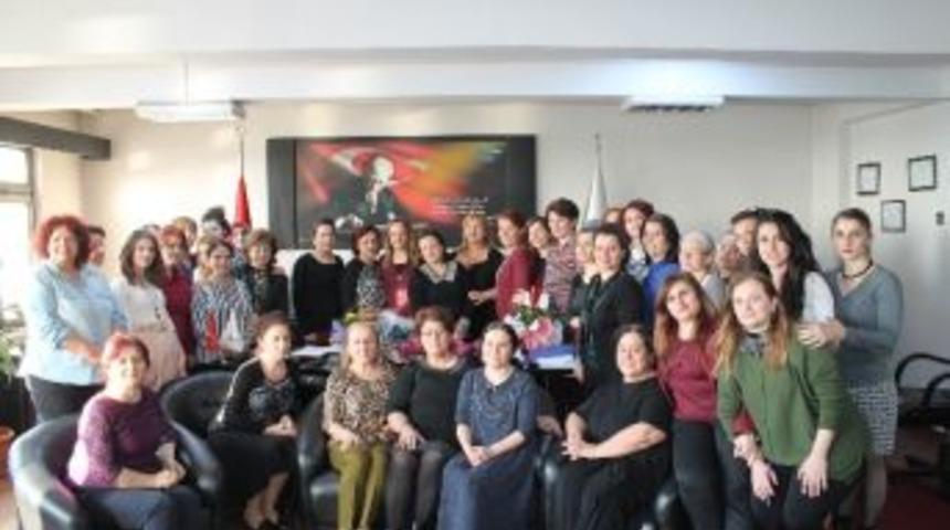 Sgk İl M&uuml;d&uuml;r&uuml; Acar, 8 Mart D&uuml;nya Kadınlar G&uuml;n&uuml;n&uuml; Kutladı