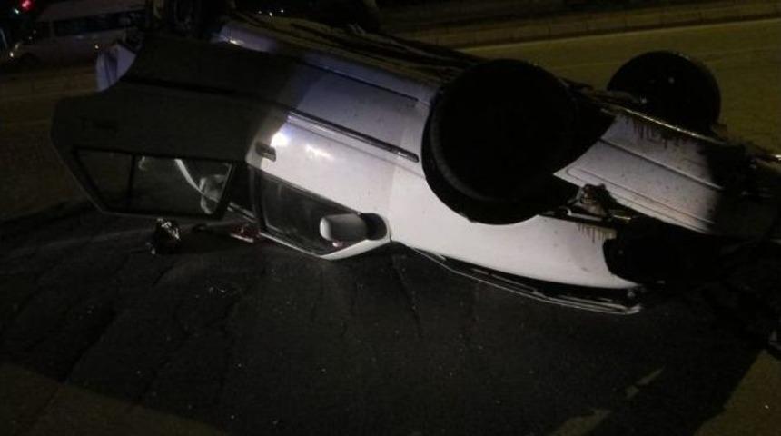 Direksiyon Hakimiyetini Kaybeden Otomobil Takla Attı