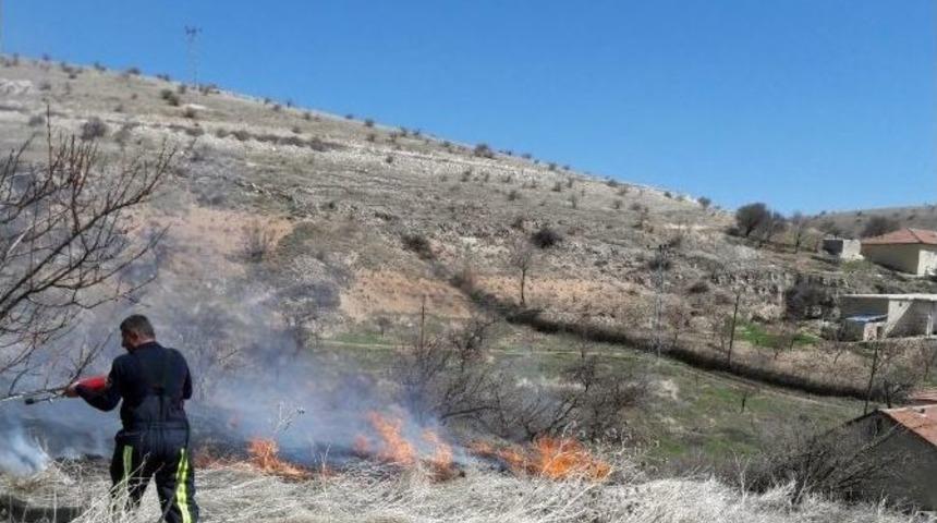 Ak&ccedil;adağ&rsquo;da Yangın
