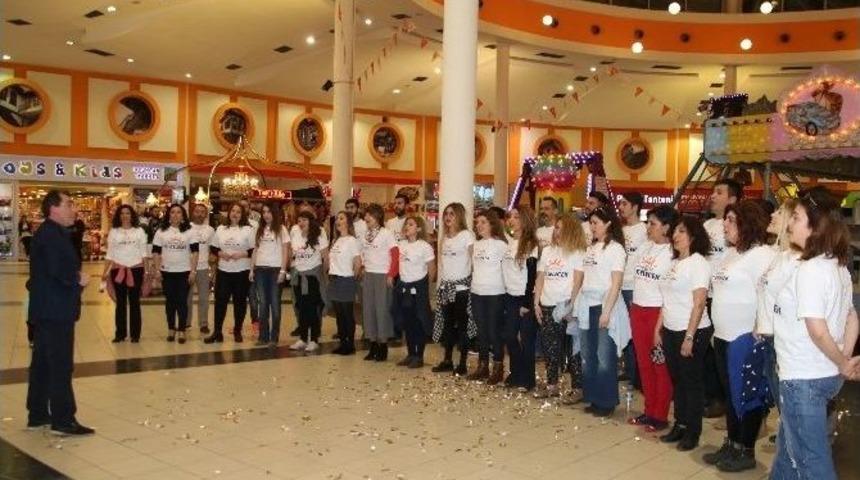 Deepo&rsquo;da Kadınlar G&uuml;n&uuml; Kutlaması