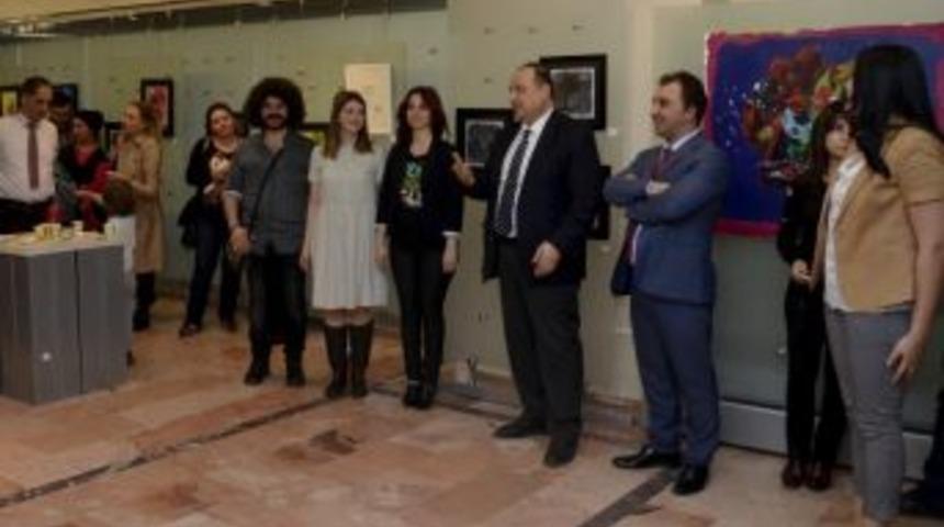 Esog&uuml; Sanat Galerisi&rsquo;nde 8 Mart D&uuml;nya Kadınlar G&uuml;n&uuml; Sergisi A&ccedil;ıldı