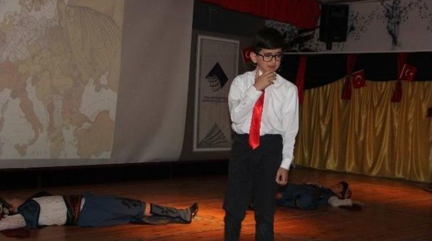 İstiklal Marşı&rsquo;nı En G&uuml;zel Okumak İ&ccedil;in Ter D&ouml;kt&uuml;ler