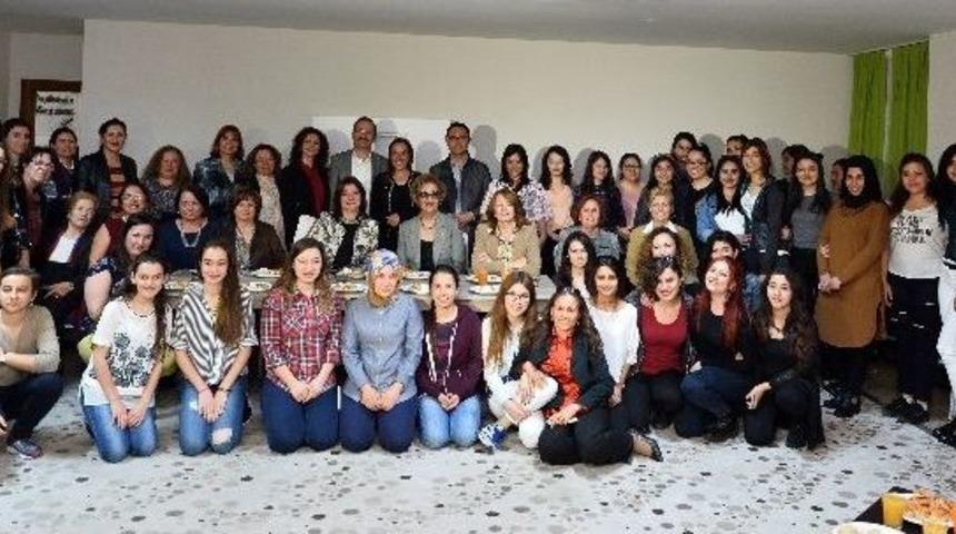 Muratpaşa&rsquo;dan 8 Mart&rsquo;ta Kadınlara &Ouml;zel Proje