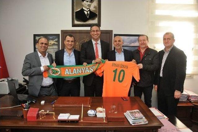 Multigroup Alanyaspor Yönetimin’den Adliye’ye Ziyaret