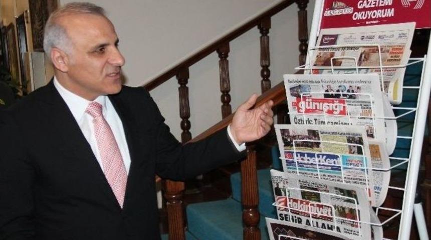 Elazığ Valisi&rsquo;nden &lsquo;yerel Gazetemi Okuyorum&rsquo; Projesine Destek