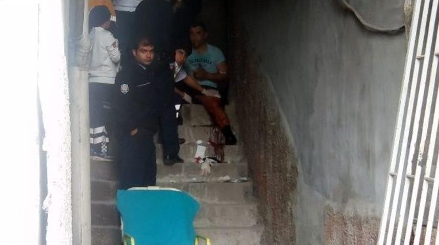 Kavga Etti Bı&ccedil;aklandı Yardıma Gelenleri Reddetti