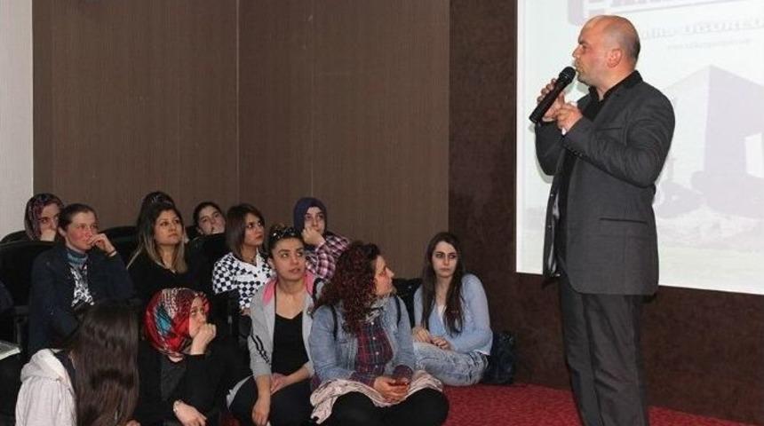 Talha Uğurluel: &ldquo;1. D&uuml;nya Savaşı&rsquo;nı Kaybetmedik&rdquo;