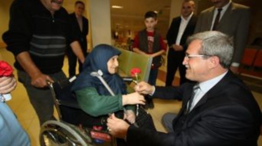 D&uuml;nya Kadınlar G&uuml;n&uuml; Akyazı&rsquo;da Kutlandı