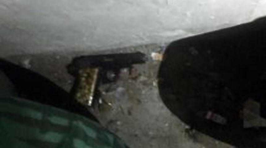 Dhkp-c Operasyona Tepki G&ouml;steren Gruba Polis M&uuml;dahale Etti