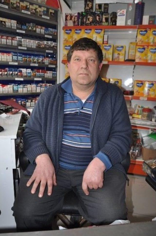 (özel) Vicdansız Hırsız, Marketten Sadaka Kutusunu Çaldı 1