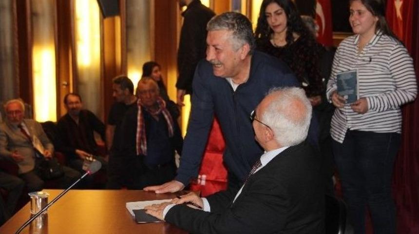 Doğu Perin&ccedil;ek Eskişehir&rsquo;de Konferans Verdi