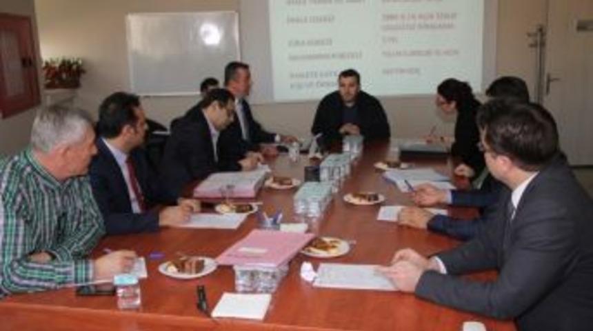 Enc&uuml;men Mevzuata Uymayanlara Cezayı Kesti