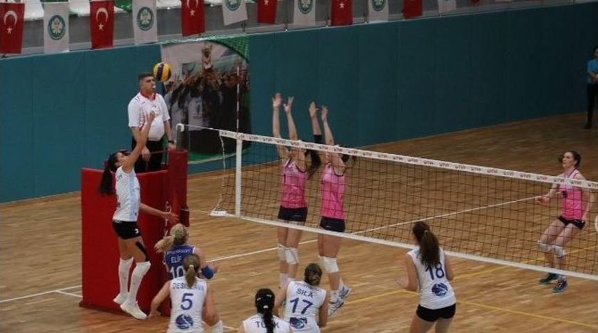 Manisa’nın Sultanları El Ele Play-off’a