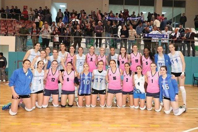 Manisa’nın Sultanları El Ele Play-off’a