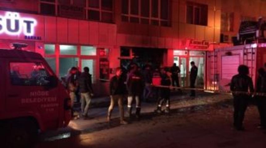 Berber Dükkanında Tüp Patladı