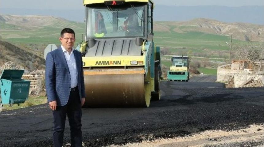 Başkan Subaşıoğlu Asfalt &Ccedil;alışmalarını İnceledi