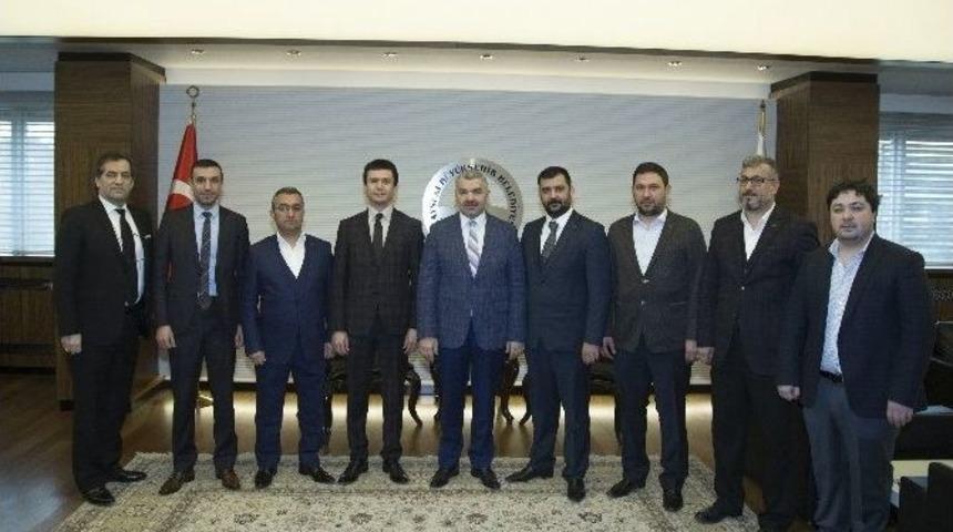 Kaymos Y&ouml;netimi Başkan &Ccedil;elik&rsquo;i Ziyaret Etti