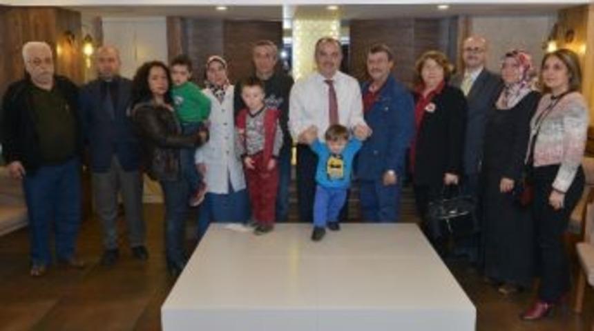 Başkan G&uuml;rlesin&rsquo;e Down Sendromu Derneğinden Ziyaret