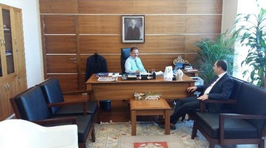 Mehmet &Ouml;zhaseki&rsquo;ye Ziyaret&ccedil;i Akını