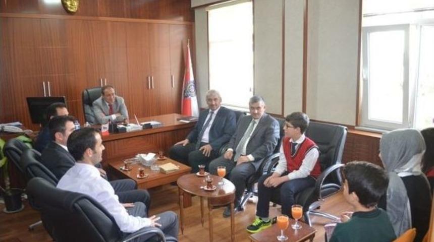 &Ouml;ğrencilerden Polis Abilerine Mektup