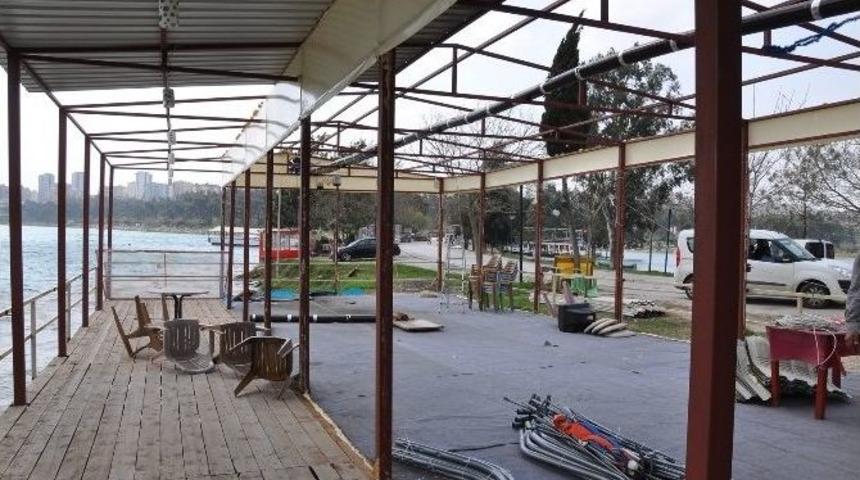 Adnan Menderes Bulvarı&rsquo;ndaki Sorun &Ccedil;&ouml;z&uuml;l&uuml;yor