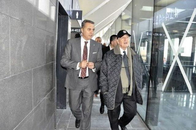 Vodafone Arena&rsquo;ya Kavuştular 2