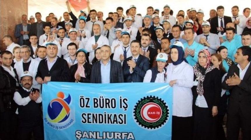 Kadın Sağlık &Ccedil;alışanı Kadınlar G&uuml;n&uuml;nde Darp Edildi