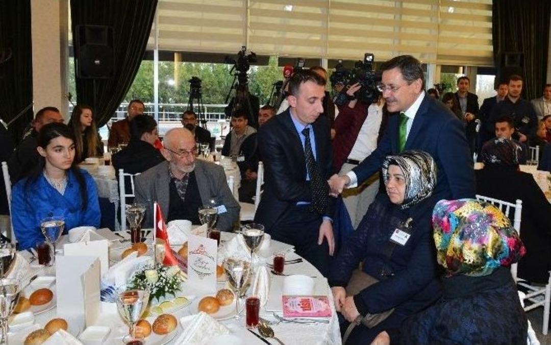 Sare Davutoğlu Ve Bakan Ramazanoğlu, Ankaralı Şehitlerin Ailesiyle Buluştu