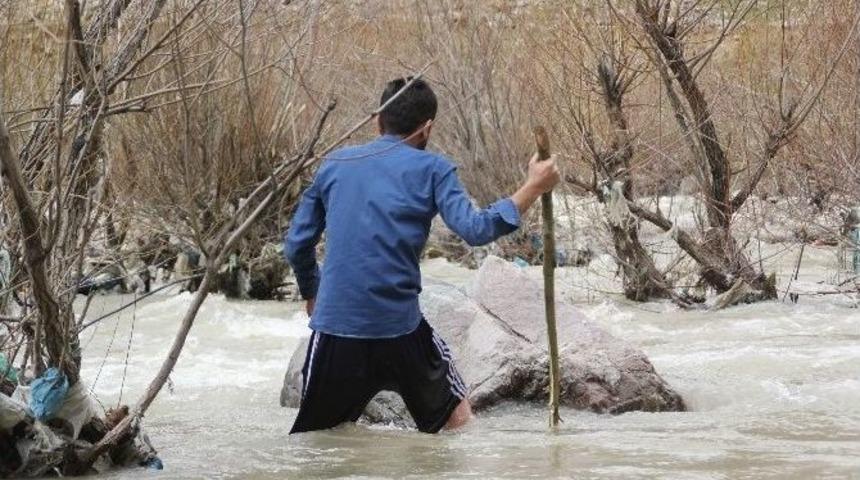 Minik Hamza’yı Arama Çalışmaları Devam Ediyor