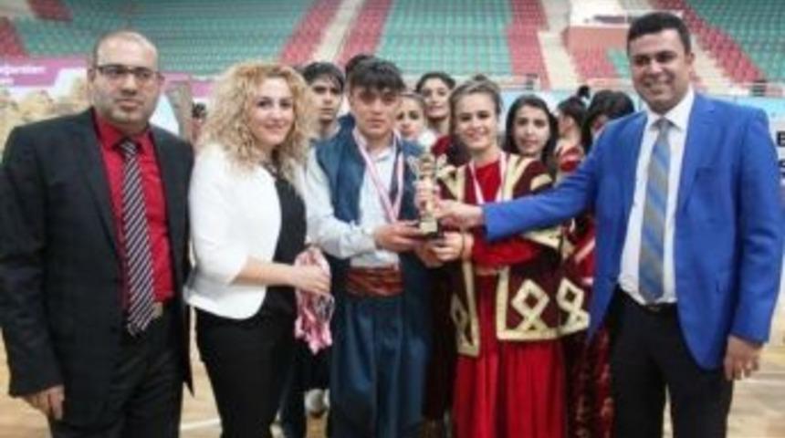 Diyarbakır&rsquo;da Folklor M&uuml;sabakaları Sona Erdi