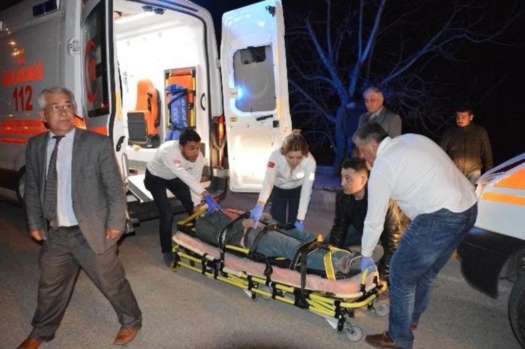 Tokat&rsquo;ta Otomobil Takla Attı: 2 Yaralı