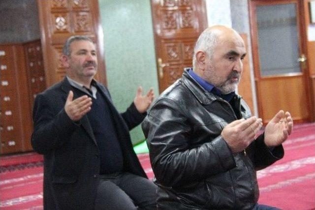 G&ouml;revi Başında &Ouml;ld&uuml;r&uuml;len Doktorlar İ&ccedil;in Mevlit 2