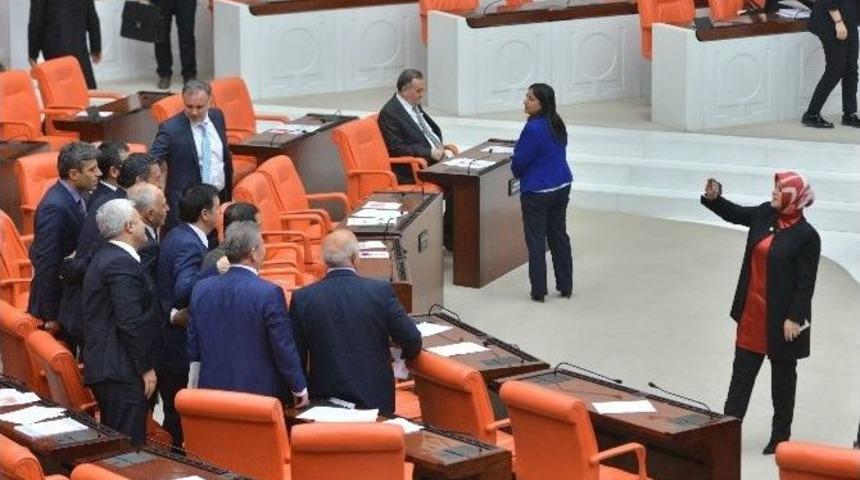 Tbmm Genel Kurulu 22 Mart&rsquo;a Kadar Ara Verdi