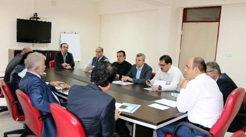 Sezaryen Doğumlar Ve Akılcı İla&ccedil; Kullanımı Toplantısı Yapıldı