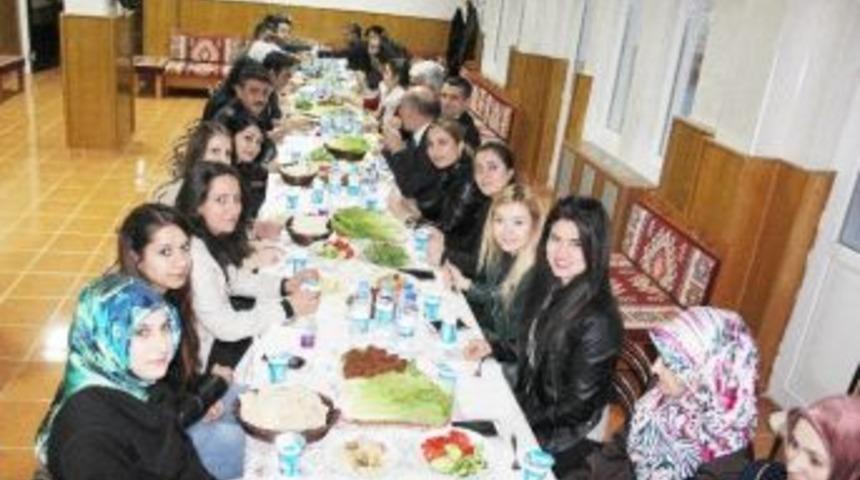 &Ccedil;emişgezek&rsquo;te Motivasyon Toplantısı