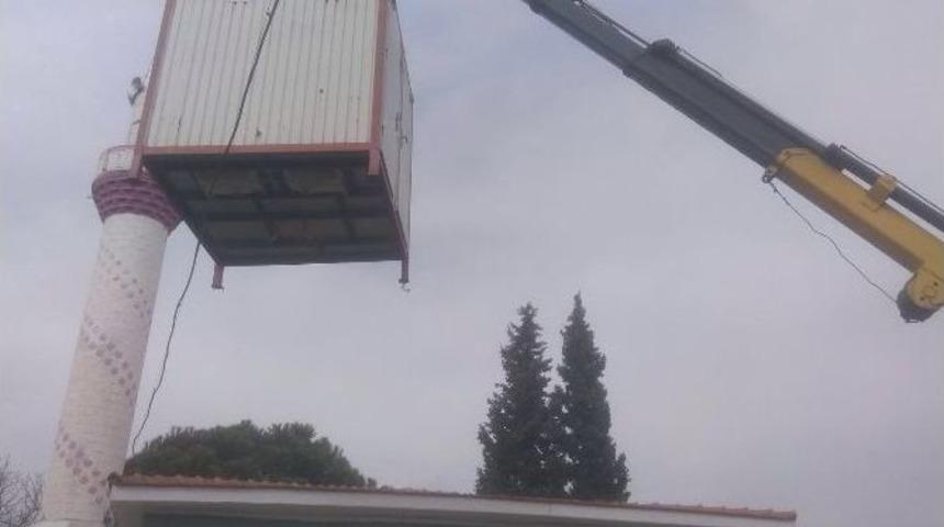 Alaşehir Belediyesinden Camilere Hizmet