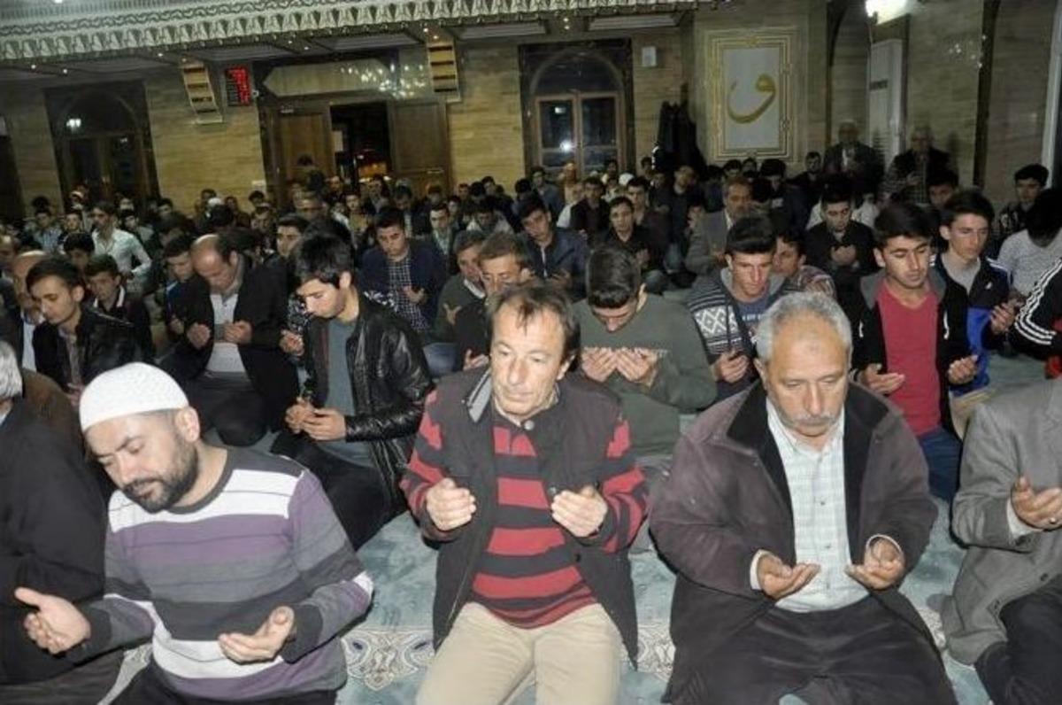 Antalya&rsquo;da M&uuml;ft&uuml;&rsquo;den &Ouml;ğrencilere Ygs Duası