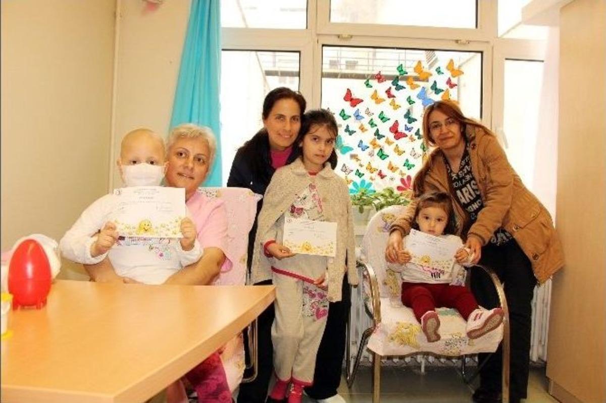 Bu Hastanede &Ccedil;ocuklar Ağlamadan Kan Veriyor