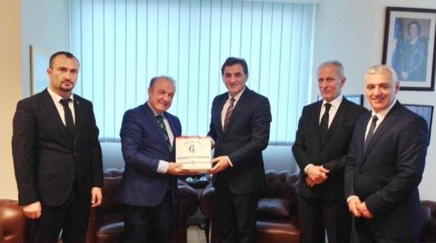 Kosova&rsquo;da T&uuml;rk Eğitimine Ga&uuml;n Desteği