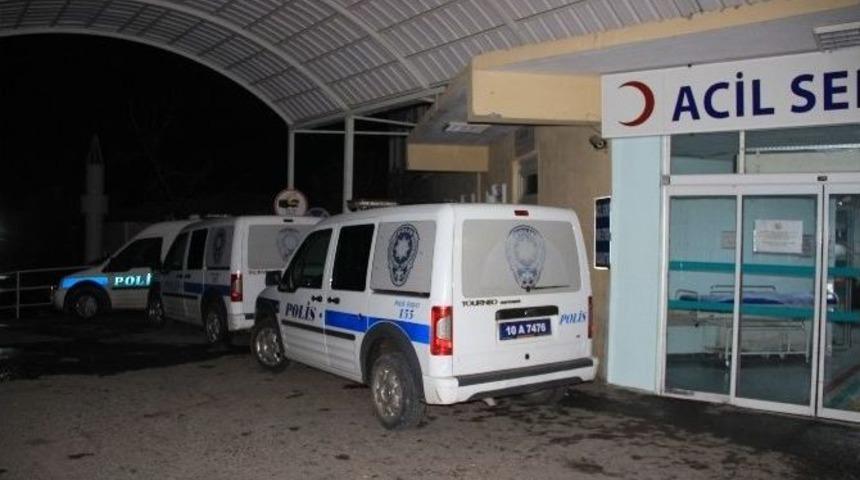 Kız Arkadaşıyla Kavga Eden Gen&ccedil;, M&uuml;dahale Eden Polisi Bı&ccedil;akladı