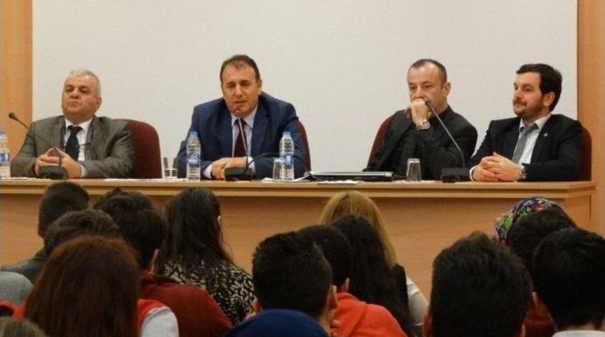 İş Adamları &Ouml;ğrencilerle Buluştu