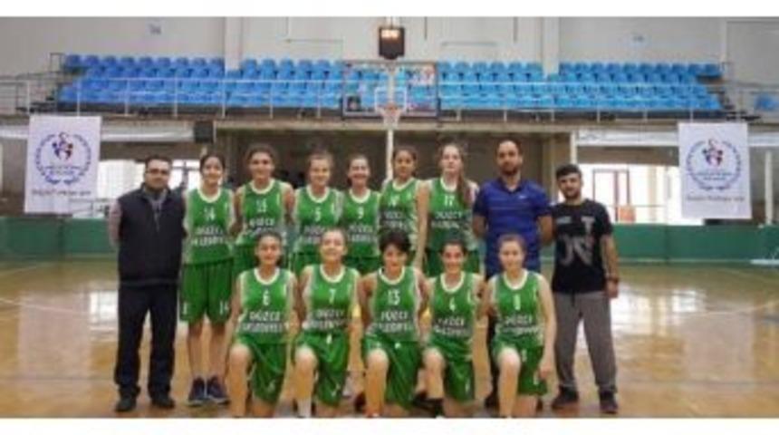 Yıldız Kızlar Şampiyon Oldu