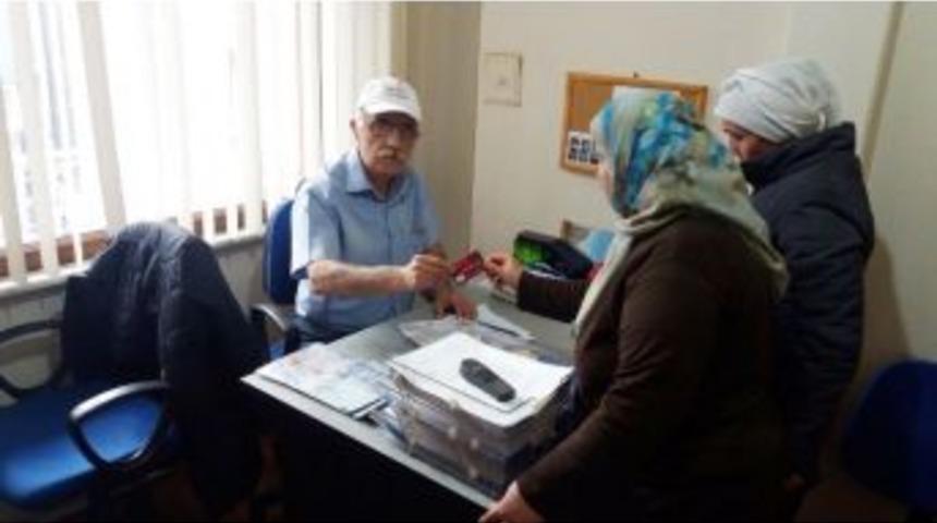 Sinop&rsquo;ta Kızılay Kartı Dağıtımı Başladı