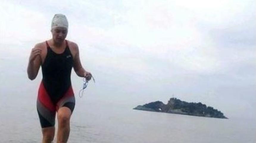 Senarist Ve Oyuncu Emrah Kaman İztuzu&rsquo;ndaki Y&uuml;zme Yarışına Geliyor