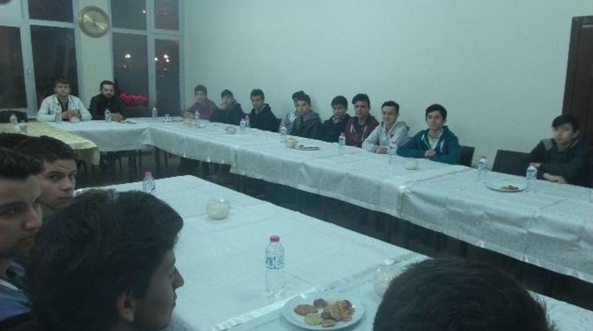 Ygs&rsquo;ye Girecek Sporcular İ&ccedil;in Sınav Duası Merasimi