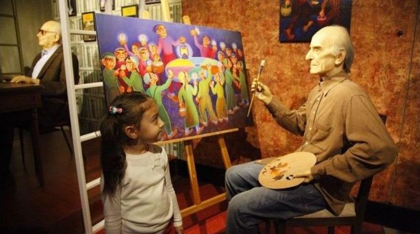 Emek Oyuncak K&uuml;t&uuml;phanesi &Ouml;ğrenci Ve Velileri Balmumu M&uuml;zesi&rsquo;nde