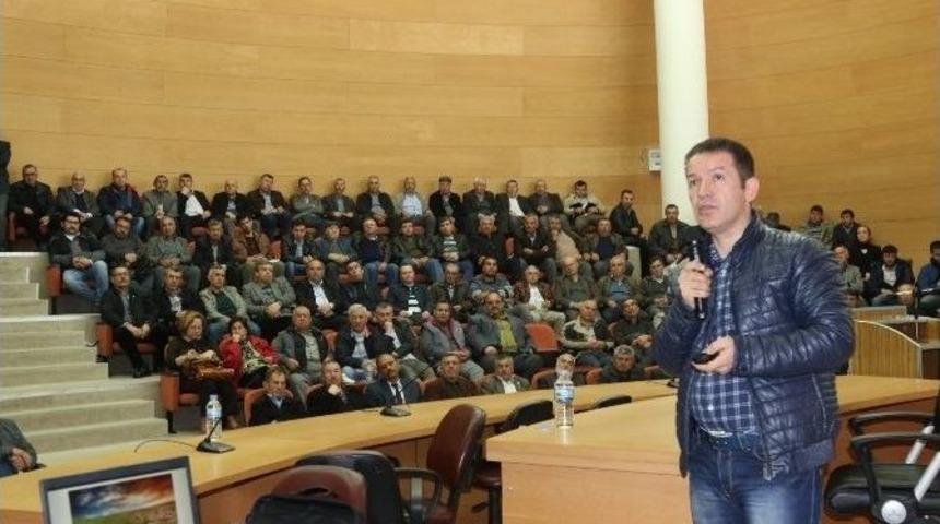 Akhisarlı &Ccedil;ift&ccedil;iler Eğitim Toplantısında Buluştu